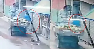 ভ্যানের সুইচে হাত দিয়ে বাবার চোখের সামনে প্রাণ গেলো ছেলের